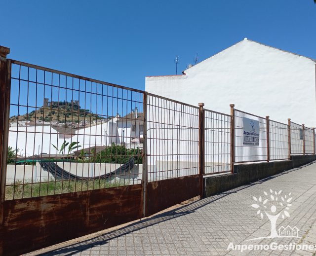 Solar urbano 1175m2 centro ALMODOVAR
